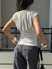 Siren Gaze 女士休闲褶皱V领无袖T恤，夏季 - 杏色 - 查看 2