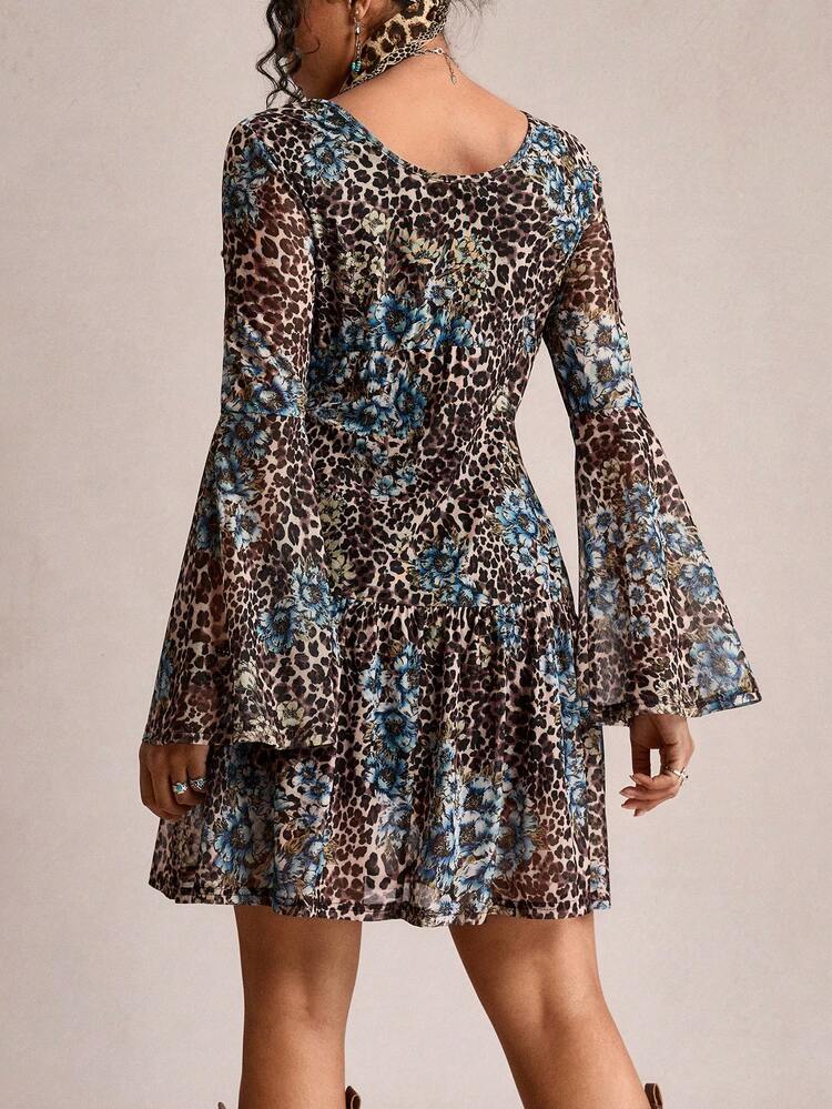 SHEIN LUNE Vestido casual de mujer talla grande con estampado de flores de paisley, parches y mangas acampanadas para vacaciones y playa, vestido de verano bohemio, ropa occidental para mujer - Multicolor - Ver 5