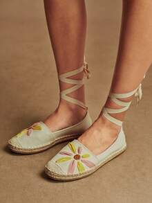 Rosivie 女士平底鞋，绳编鞋，撞色拼接花卉渔夫鞋，草编系带棉绳，波西米亚风度假沙滩日常编织一脚蹬休闲优雅时尚校园风 - 米色 - 查看 8