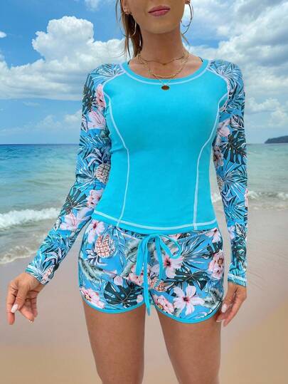 Conjunto De Traje De Baño Pantalones Cortos Y Camiseta Con Estampado Tropical Aleatorio Para Playa De Verano