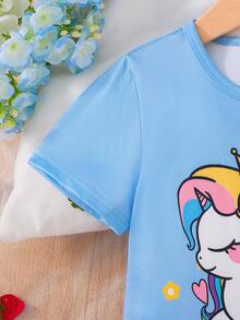 Conjunto de Pijama de Verão para Meninas Pequenas - Top de Manga Curta com Estampa de Coroa e Unicórnio em Azul Claro + Shorts com Estampa de Arco-íris e Nuvem Rosa, Estilo Princesa Fofo e Casual Solto, Roupa de Casa de Verão para Bebês com Estampa Fofa de Unicórnio Cartoon - Azul - Visão 7