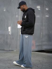 Heavens Edit 男士扑克印花保暖连帽抽绳衫，带口袋，秋冬季长袖上衣 - 黑色 - 查看 4