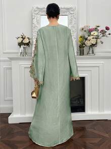 Yasmyna Women's Elegant Long Sleeve Knitted Arabic Dress - Green - View 2