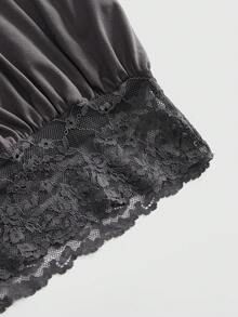 ROMWE Avant 复古撞色蕾丝宽松露背吊带背心（女款） - 黑色 - 查看 3