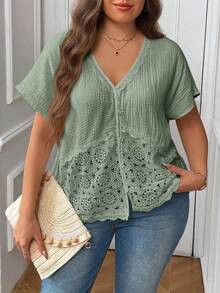 SHEIN Frenchy Áo kiểu mùa hè cỡ lớn, màu trơn, tay cánh dơi, phối ren. - màu xanh lá - Xem 2