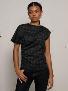 COUREZ Áo dệt kẻ caro tay ngắn bất đối xứng / Phong cách đường phố mùa xuân Y2K dễ thương, áo đi chơi thường ngày, áo dự tiệc, áo mùa hè - màu đen - Xem 2