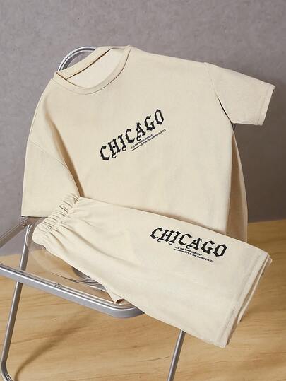 SHEIN Vacaura 2pcs/Set Teenage Boys Casual Crew Neck Short Sleeve Top And Shorts Set, Sporty & Cool Summer Outfit