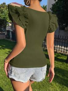 Firerie Camiseta ajustada de cuello en U con volantes de unicolor - Verde militar - Ver 2