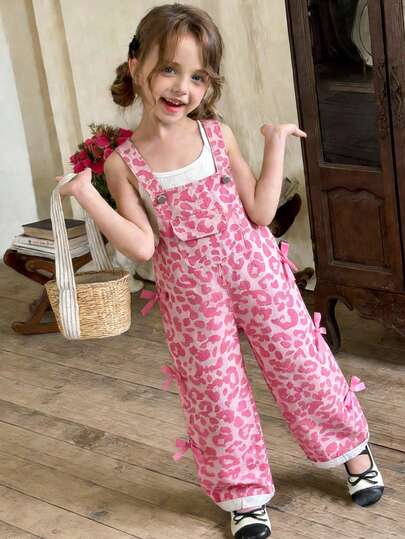 Young Girls' Street Style Leopard Print Denim Bib Pants, Seasonal, Brown Color With Black Bow Tie, Tapered Fit Leopard Print Denim Jumpsuit, Soft And Comfortable Fabric, Daily Fashion Versatile Birthday Girl Big Sister Girls Casual Jumpsuits For Summer With Pockets Girl Jump Suit Set Kids Jumpsuit For Girls Clothing For Tweens Girls Summer Jump Suits