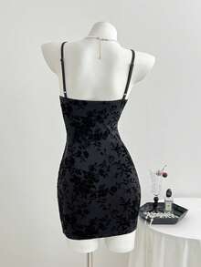 Elamini 女士极简黑色花卉植绒深V领修身迷你连衣裙，春夏款 - 黑色 - 查看 2