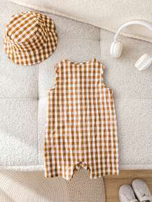 SHEIN LMoss Kids 两件套，含帽子，男女宝宝通用，杏色条纹无袖连体衣短裤和百搭渔夫帽，适合春夏度假旅行。 - 卡其色 - 查看 5