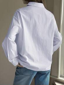 Livesso Blusa blanca de manga larga con diseño de rayas azules para oficina/viaje, estilo casual de primavera/verano para mujeres - Blanco - Ver 2