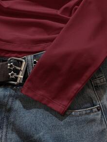 Attitoon 女士休闲时尚学院风徽章及23号印花翻领长袖T恤，修身秋冬内搭，酒红色上衣，酒红色T恤 - 酒紅色 - 查看 5