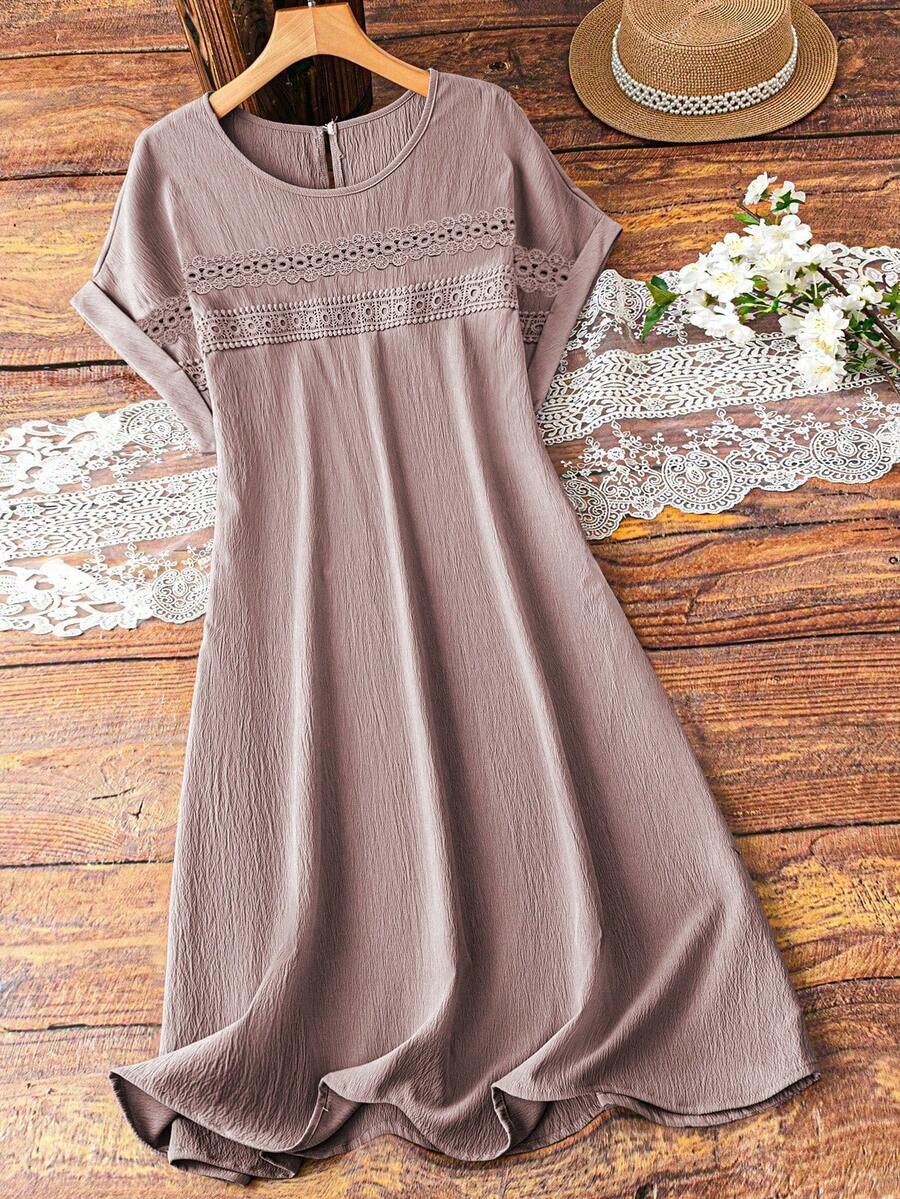EMERY ROSE Plus Size Women Solid Color Lace Hollow Out Sleeveless Dress - Pink - View 1
