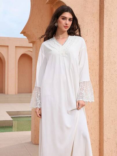 Graceveil V领蕾丝边拼接长袖喇叭下摆阿拉伯风格女式连衣裙
