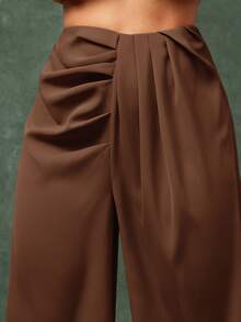 Vixey 女士纯色高腰褶裥优雅喇叭裤 - 棕色 - 查看 5