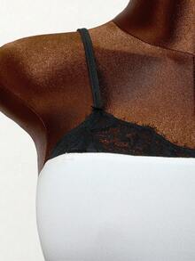 Mistrie 女士新款性感露背吊带上衣，黑白撞色拼接薄纱蕾丝紧身运动连衣裙短裙。 - 白色 - 查看 5