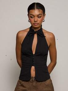 COUREZ Sleeveless Halter Neck Top With Front Cut Out And Tie Detail /Y2K Spring Clothes For Women Cute Sexy Going Out Tops Black Tops Music Festival Outfits Summer Tops - Black - View 4