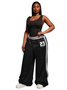 SHEIN SXY 大码捉鬼敢死队条纹印花弹力腰休闲裤，适合约会、聚会、派对、夜店、夜生活；网纱两件套黑色蕾丝/情人节款，适合宴会、盛宴、晚宴、舞会、都市风、百搭、性感办公室女郎、邮轮装、复古风、节日、音乐会、嘉年华、郊游、层次丰富、假日、约会之夜、聚会、生日、单身派对、鸡尾酒会、正式场合、情人节。 - 黑色 - 查看 7