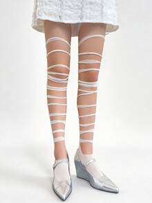 ROMWE Anime 1双辣妹组合个性化破洞条纹女士连裤袜 - 白色 - 查看 3
