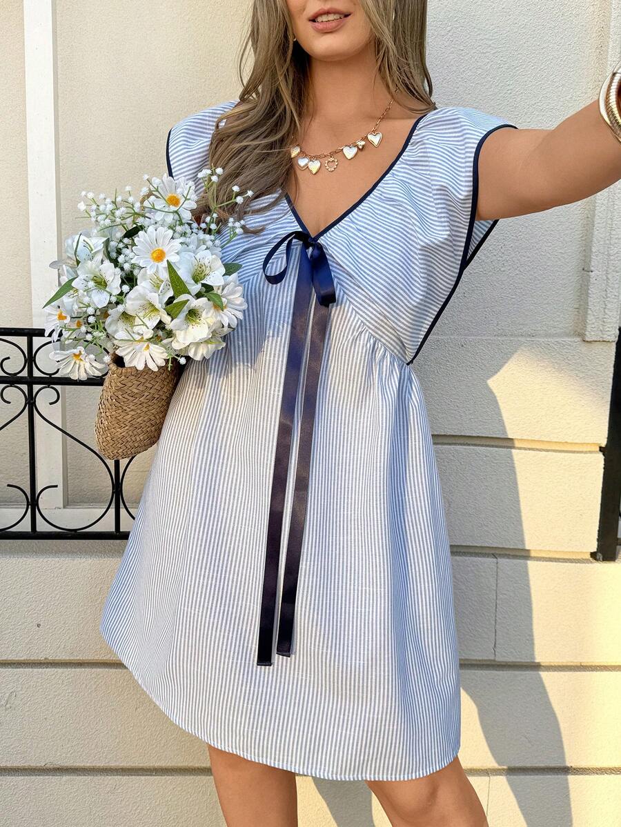 Lounesse 大码条纹系带短袖连衣裙 - 藍色 - 查看 1