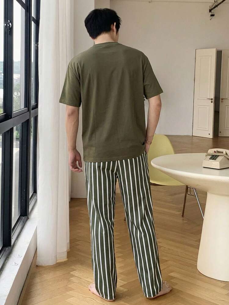 Men's Short Sleeve T-Shirt And Pants Pajama Set, Spring/Summer