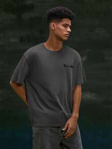 Rick and Morty X SHEIN Men Casual Loose Knit Figure Line Art Print Short Sleeve T-Shirt - Dark Grey - View 2