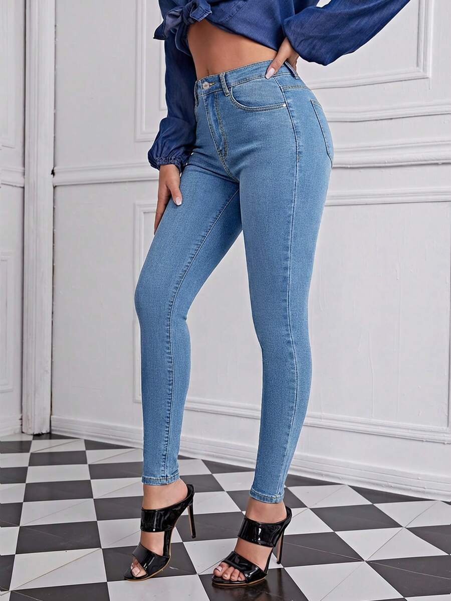 SHEIN Unity 女士休闲通勤水洗修身牛仔裤 - 淺色水洗藍 - 查看 1