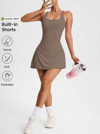 CourtClass Robe de sport à col carré plissée, sans manches, de couleur unie pour femmes