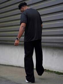 Heavens Edit Men's Round Neck Short Sleeve Minimalist Cross Print T-Shirt, Casual Daily Wear - Black - View 2