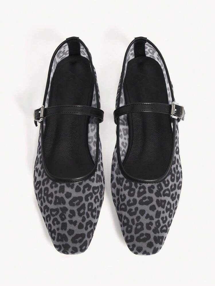 CUCCOO CHICEST Women's Leopard Print Casual Slip-On Flat Sandals, Breathable For Work And Daily Wear Wedding Shoes Spring Shoes Bride Shoes