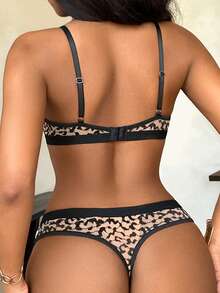 2pcs Leopard Print Sexy Lace Patchwork Lingerie Set, Includes Sexy Bra And Thong Panty - Multicolor - View 2