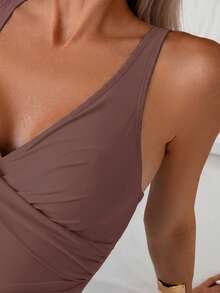 Swim Basics Áo tắm liền thân tối giản màu trơn dành cho nữ, kiểu quấn chéo, thích hợp cho kỳ nghỉ biển. - Màu nâu  Mocha - Xem 4