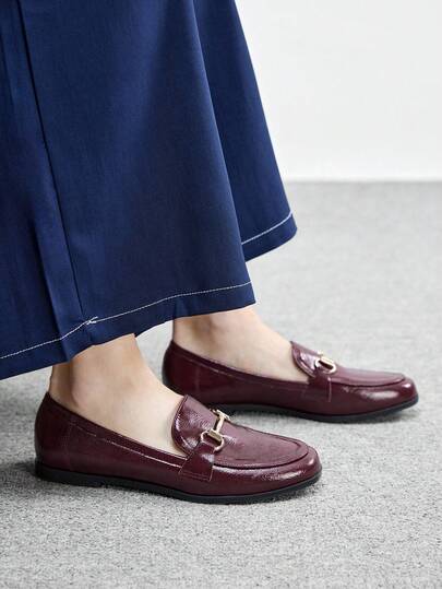 CUCCOO BIZCHIC 女士棕色绒面革一脚蹬乐福鞋，配金色搭扣，圣诞节穿着舒适