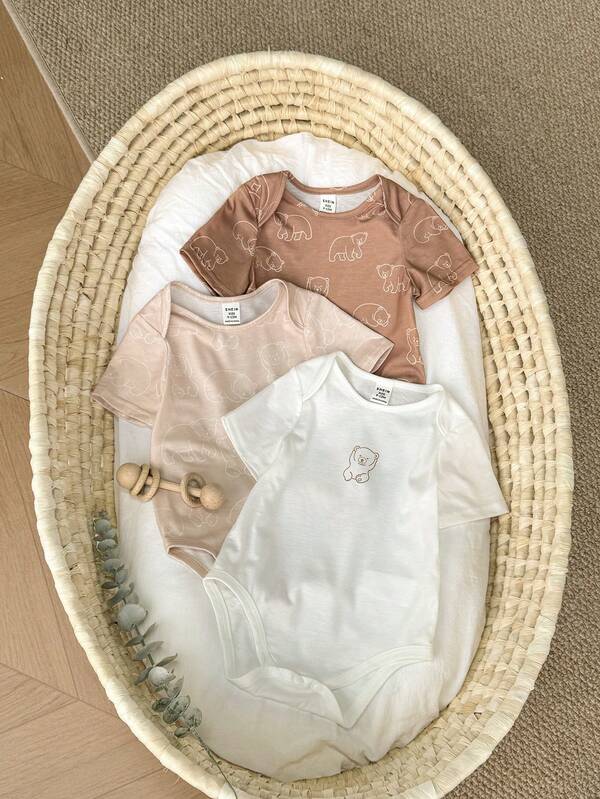 High-Value Buy 3 Get 1 Free 4-Piece Baby Boy Casual School Uniform Retro Style All-Over Bear Print Bodysuit In White And Khaki. Suitable For Kids Outfits, Baby Boy Clothes, Back To School Boys Set. Suitable For Birthday Parties, Parties, Performances, Weddings, Baptisms, Opening Ceremonies, Daily Life, School, Travel, Sports, And Spring And Summer Seasons.