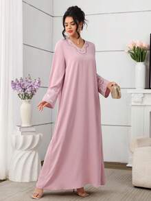 Yasmyna V领优雅贴花装饰粉色阿拉伯风格女式连衣裙 - 粉色 - 查看 6