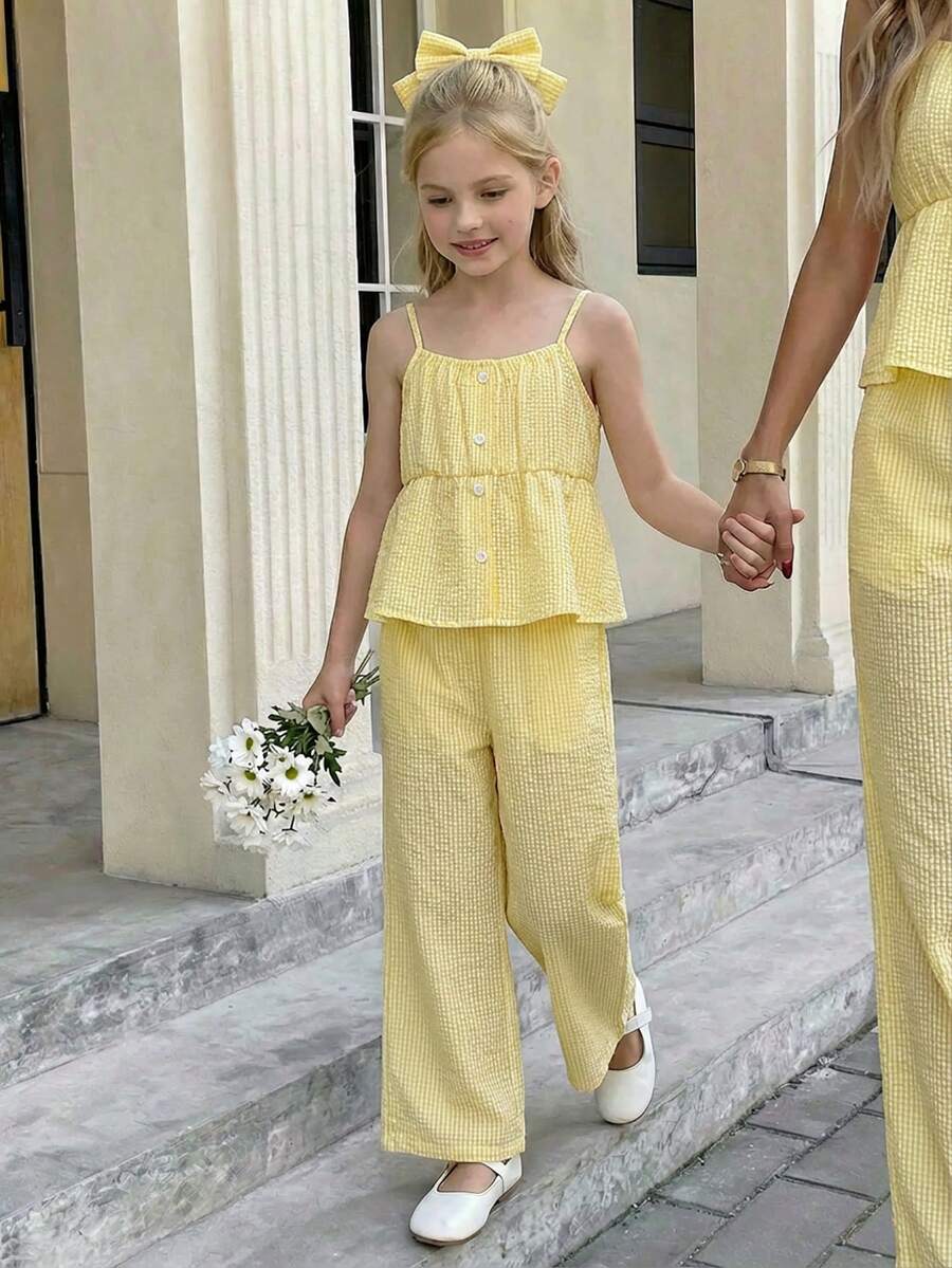 SHEIN 两件套少女休闲甜美度假风荷叶边吊带背心和宽松阔腿裤套装，适合外出、日常、度假、旅行、海滩等场合，春夏款。 - 黃色 - 查看 1