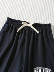 SHEIN Little Byeori 两件装男童休闲运动度假字母图案圆领短袖上衣和撞色短裤套装 - 彩色 - 查看 4