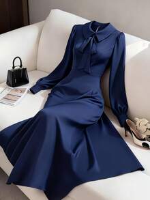 GlowEve CURVE 大码女式蓝色系带优雅长裙，精致优雅的贵族风格休闲羊毛混纺通勤连衣裙，适合毕业典礼、节日、情人节、音乐节、母亲节、万圣节、感恩节、复活节、国庆节、舞会、约会、派对、婚礼、郊游等场合。 - 藏蓝色 - 查看 7