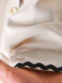 CosyJoli 大码女式方领短袖单排扣衬衫和短裤休闲两件套 - 杏色 - 查看 7