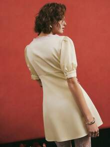 Poéselle Đầm ngắn nữ thời trang thanh lịch cổ chữ V phối ren. - Màu Mù tạt vàng - Xem 3