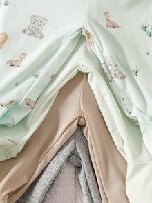 SHEIN Bộ 4 quần legging liền thân cho bé gái sơ sinh, màu trơn trắng, hồng, đen, xám - Chất liệu vải dệt kim mềm mại, co giãn, thoải mái, phù hợp cho mọi mùa, dễ thương và đơn giản, dễ mặc, giá trị cao, phù hợp cho ở nhà, đi chơi, du lịch, mặc hàng ngày, 0-3 tháng, hàng mới về mùa xuân/hè, bộ quần áo bé gái. - màu xanh lá - Xem 4