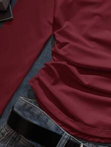 Attitoon 女士休闲时尚学院风徽章及23号印花翻领长袖T恤，修身秋冬内搭，酒红色上衣，酒红色T恤 - 酒紅色 - 查看 6