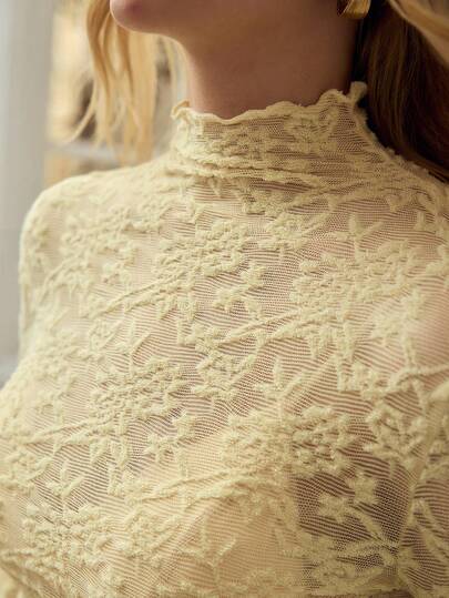 MOTF PREMIUM Elegant kanten casual onderhemd met lange mouwen, hoge hals en transparante stof voor dames.