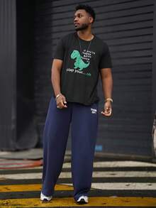 Heavens Edit 男式恐龙口号印花圆领休闲通勤 T 恤 - 黑色 - 查看 1