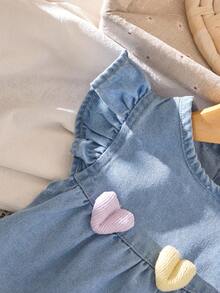 Baby Girl Floral Print Loose Denim Dress With Ruffle Hem And Flutter Sleeves, Light Blue Washed Denim, Spring/Summer New Arrival - Medium Wash - View 8