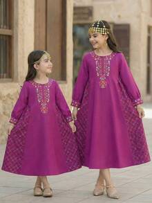 SHEIN Young Girl Loose Casual Retro Ditsy Floral Contrast Color Patchwork Oversized Ruffle Sleeve Dress, Young Girls - Red Violet - View 2