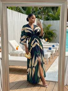 SHEIN Lady 大码全印花深V领开衩至大腿度假连衣裙 - 彩色 - 查看 6