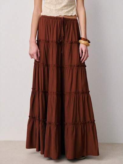 Nöista 棕色多层长裙，腰部抽绳可调节，拼接设计。波西米亚风，适合夏季、春季穿着。