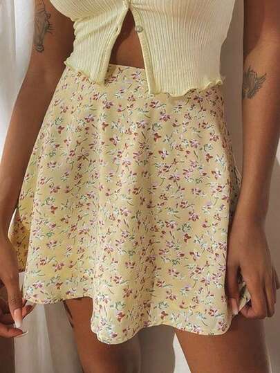 DAZY 宽松休闲碎花半身裙，适合春季、夏季、海滩、度假、情人节穿着。